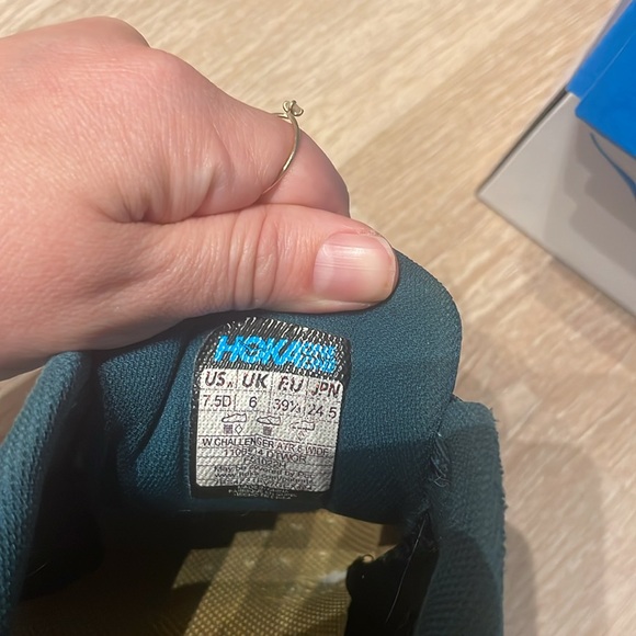 Hoka One One Challenger 6, Size 7.5 Wide Dark Green Running Shoes - Picture 14 of 14